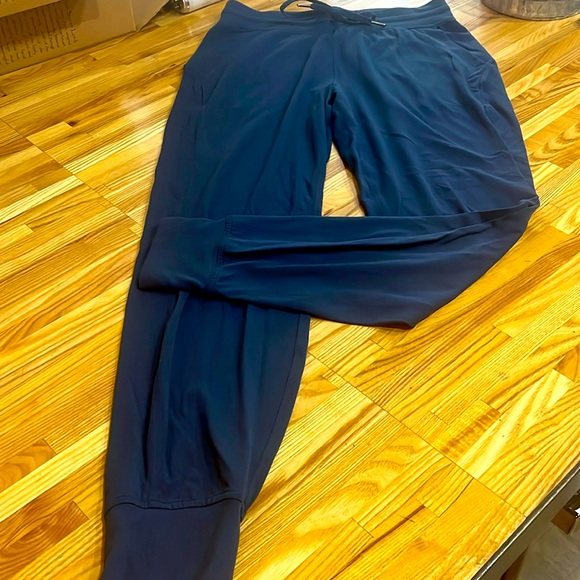 Lululemon Ready to Rulu Slim Fit HR Jogger - Picture 1 of 6